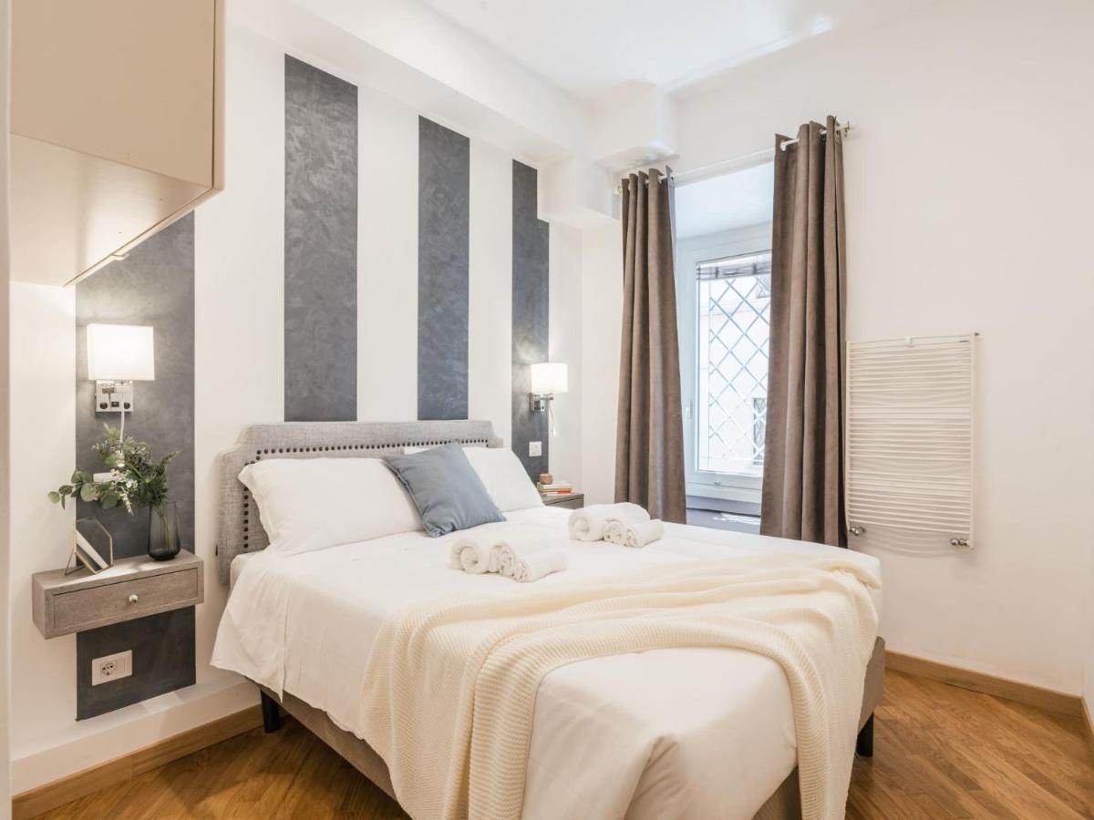 The Best Rent - Spacious Three-Bedroom Apartment Near The Colosseum Roma Esterno foto